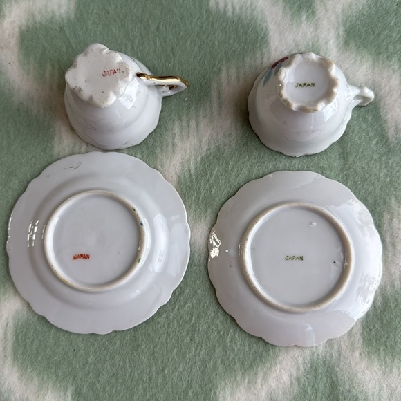 Vintage Japan miniature Floral Teacup Sets - Picture 4 of 5